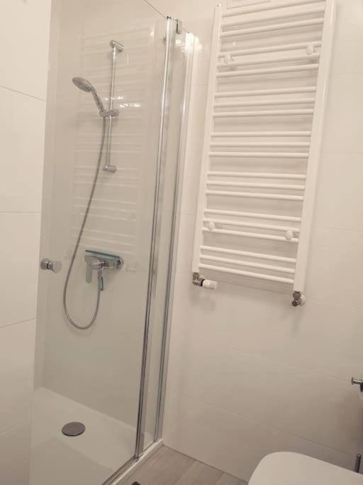 4 Seasons- Basen Wewnetrzny,jacuzzi,sauna,silownia I Kulkoland W Cenie!!! Apartment *