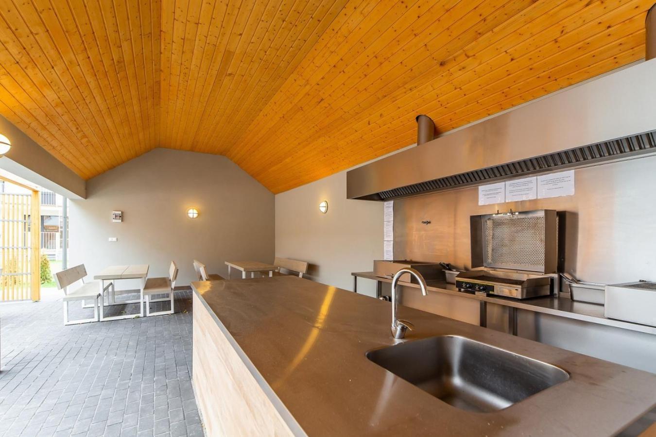 4 Seasons- Basen Wewnetrzny,jacuzzi,sauna,silownia I Kulkoland W Cenie!!! Apartment Kolberg