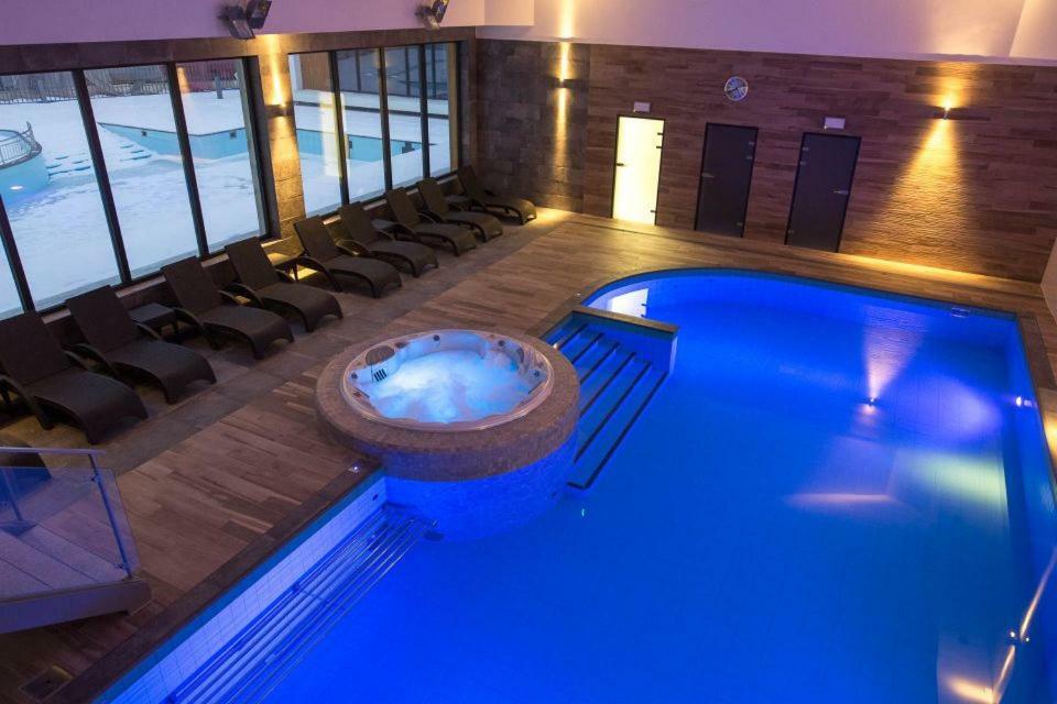 Apartment 4 Seasons- Basen Wewnetrzny,jacuzzi,sauna,silownia I Kulkoland W Cenie!!! *